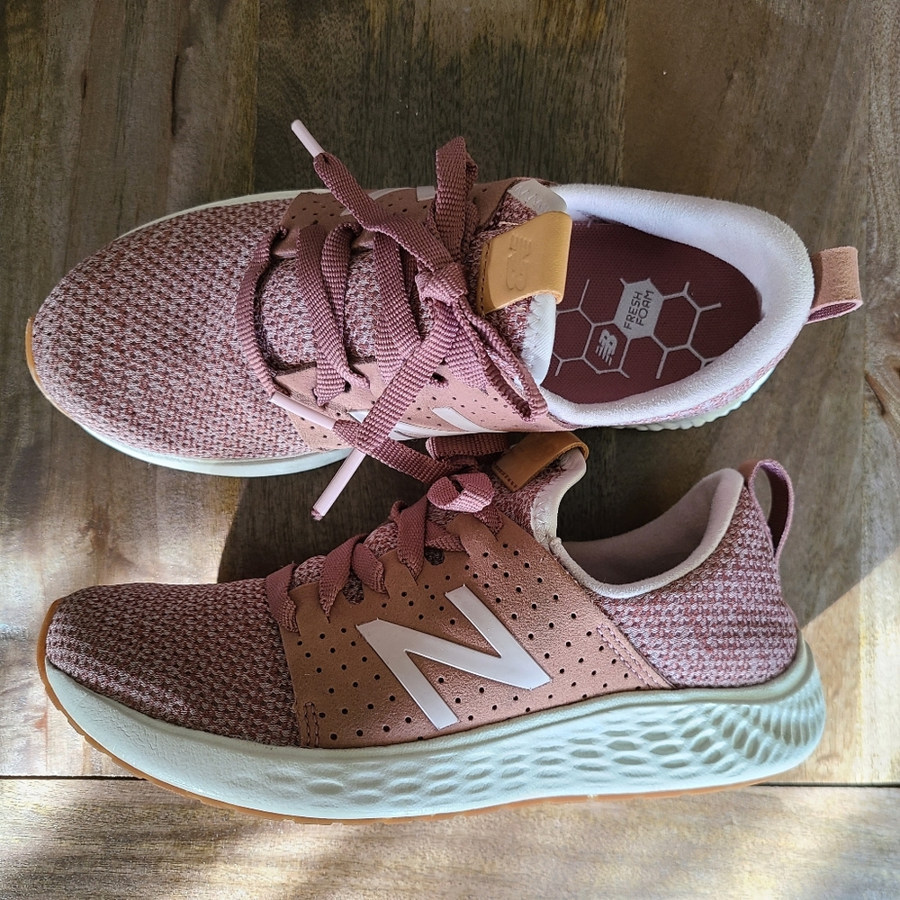 New Balance sneakers 5.5 mauve pink
